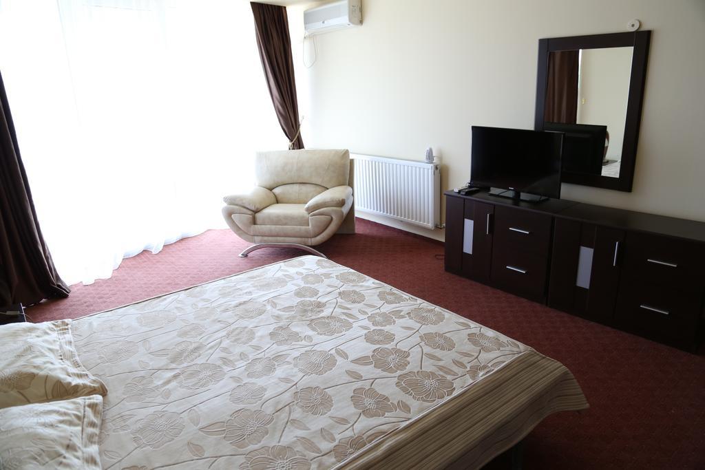 Hotel Florida Mamaia Eksteriør billede