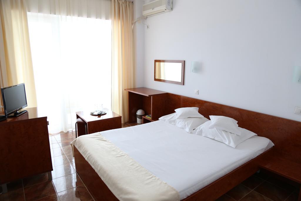 Hotel Florida Mamaia Eksteriør billede