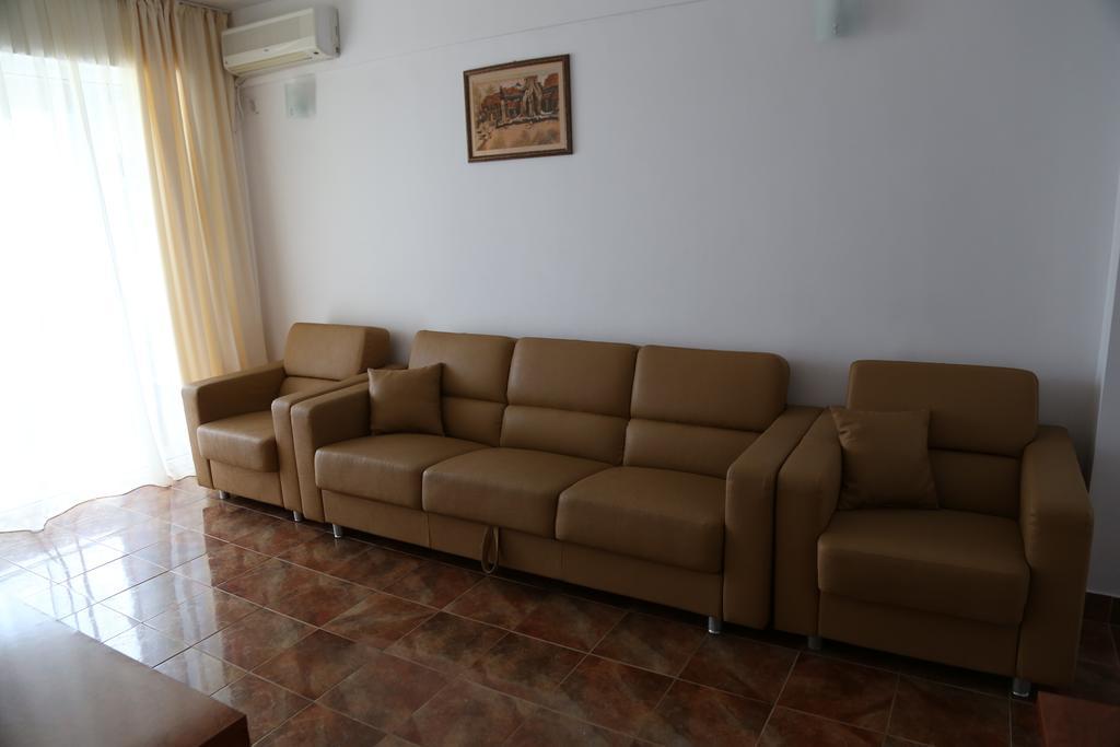 Hotel Florida Mamaia Eksteriør billede