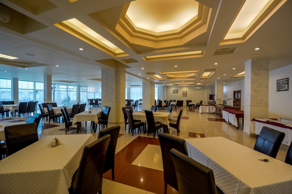 Hotel Florida Mamaia Eksteriør billede