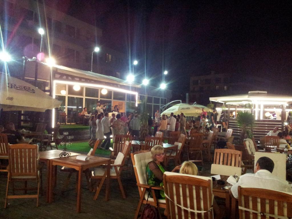 Hotel Florida Mamaia Eksteriør billede
