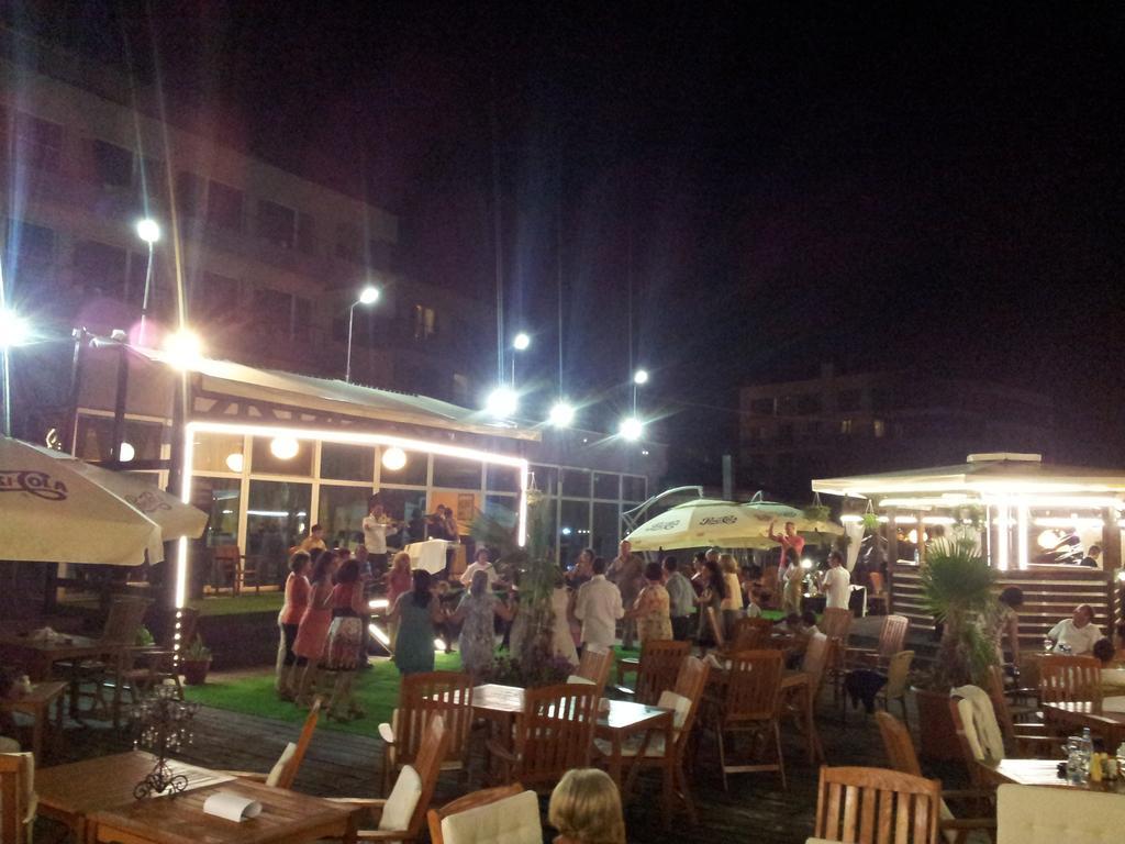 Hotel Florida Mamaia Eksteriør billede