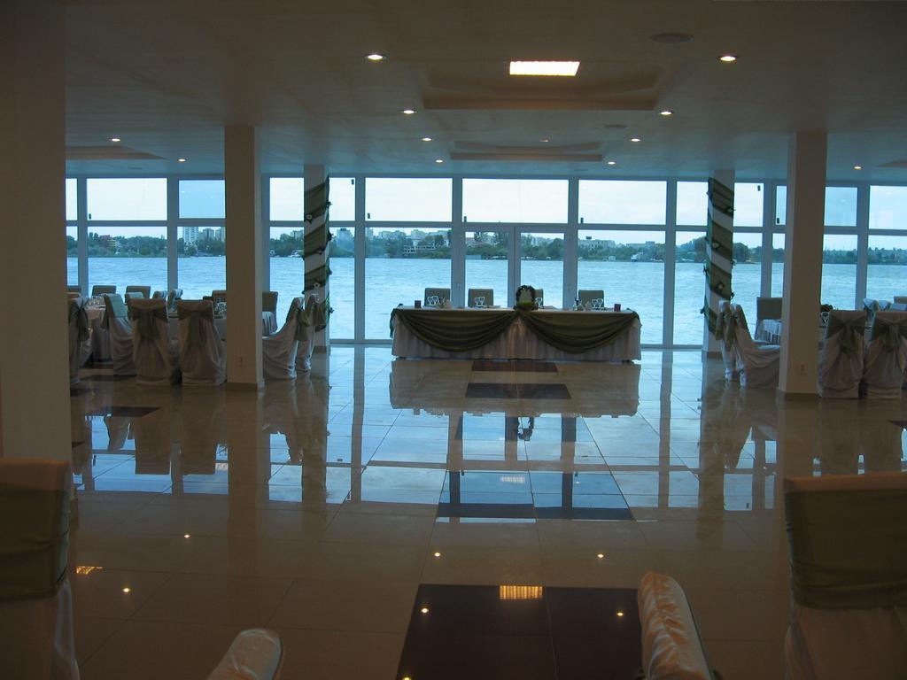 Hotel Florida Mamaia Eksteriør billede